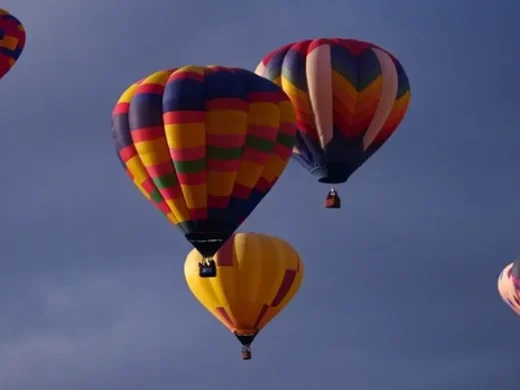 GETTY20IMAGE_HOT20AIR20BALLOON_32419_1553453305213.jpg_6936425_ver1.0_640_360-1-1 (1)